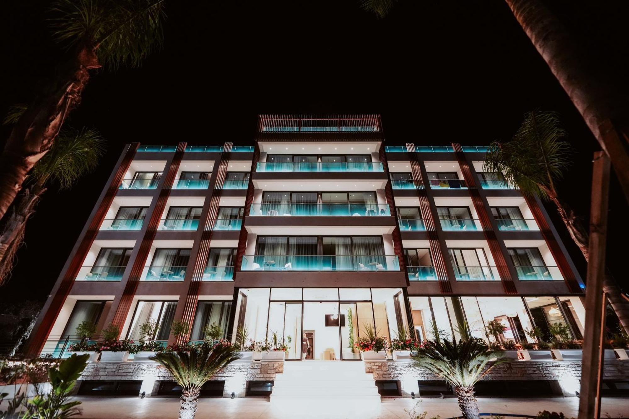 Euro Hotel Ксаміл Екстер'єр фото