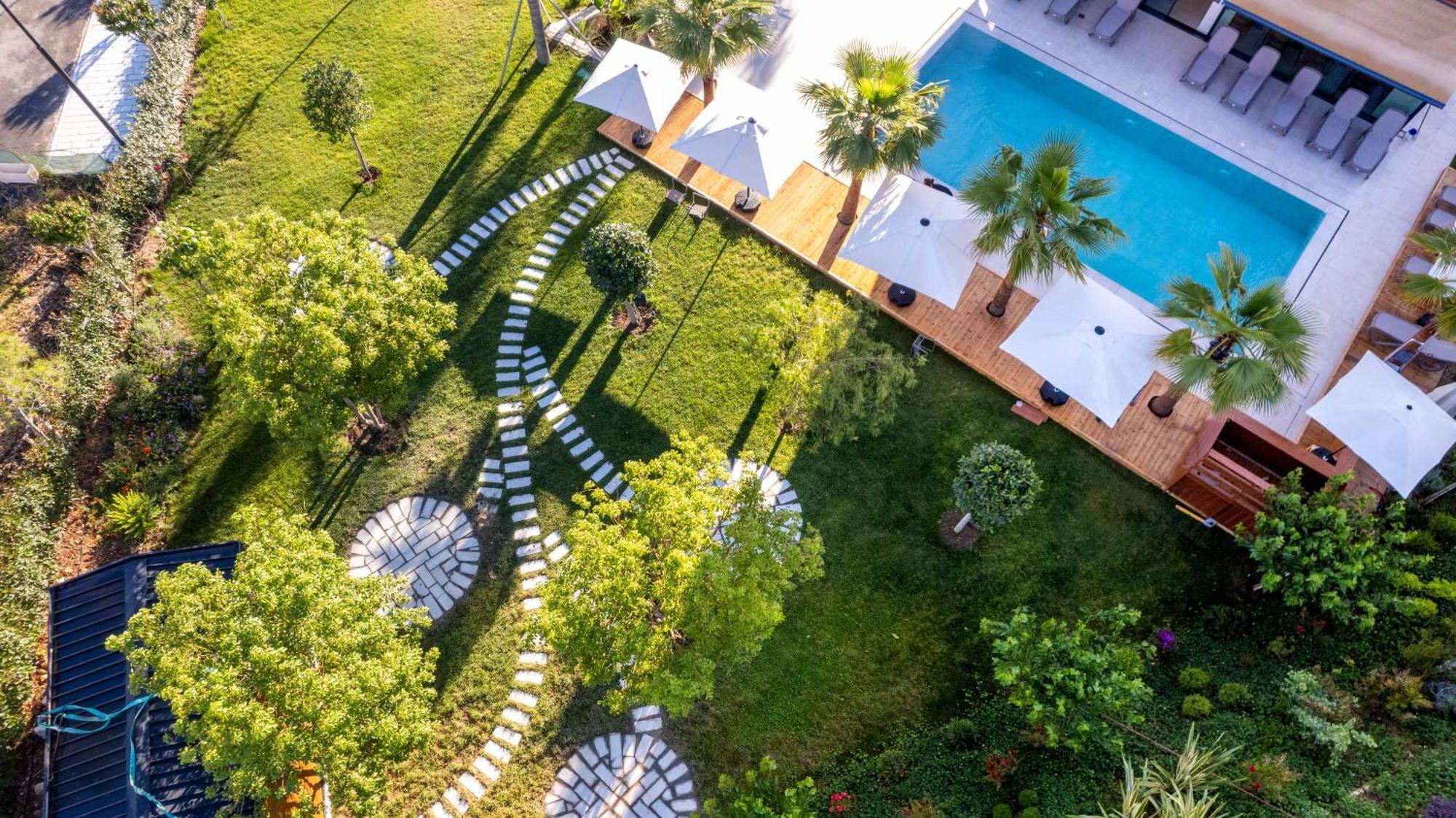 Euro Hotel Ксаміл Екстер'єр фото