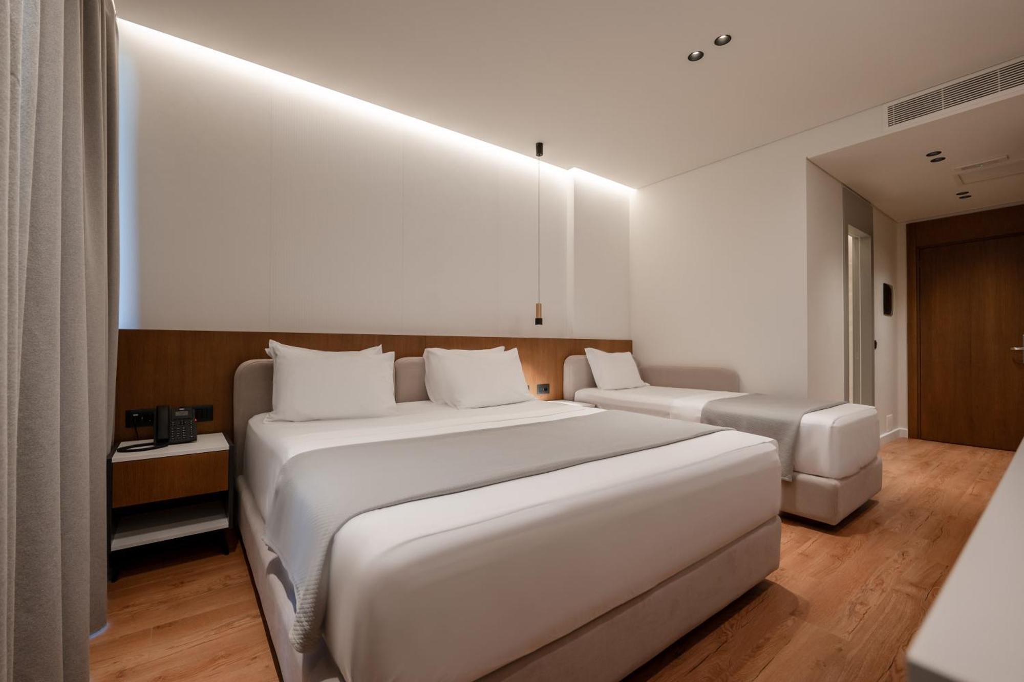 Euro Hotel Ксаміл Екстер'єр фото