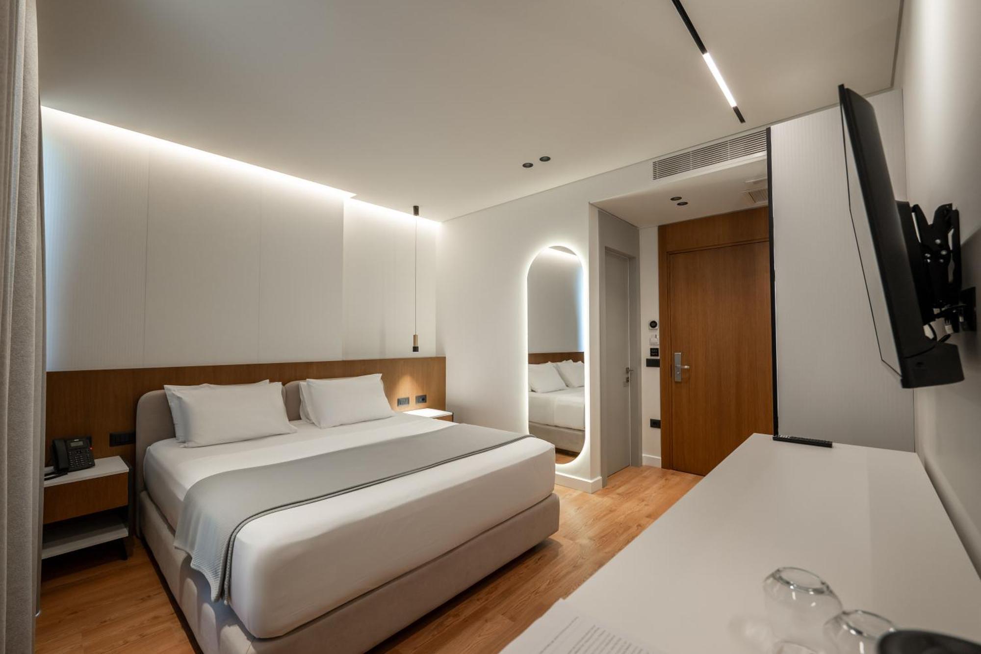 Euro Hotel Ксаміл Екстер'єр фото